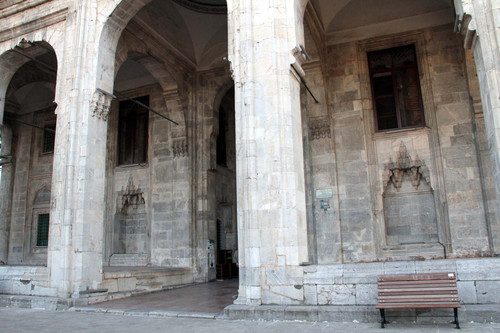 Bursa'daki levhalar camileri ve tarihi yanlış anlatıyor	