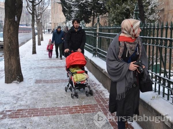 Uludağ'da kar kalınlığı yarım metreyi geçti