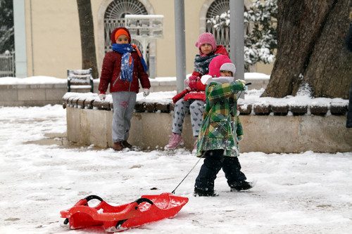 Uludağ'da kar kalınlığı yarım metreyi geçti