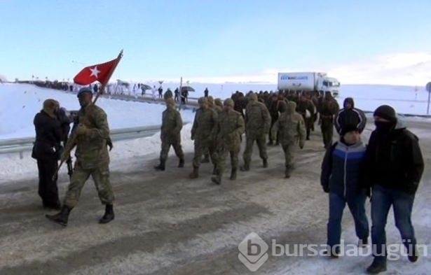 Sarıkamış'ta şehitler, şiddetli soğukta anıldı