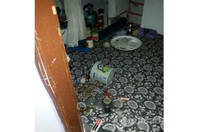 Teröristlerin gizlendiği evden çuval çuval çıkıyor