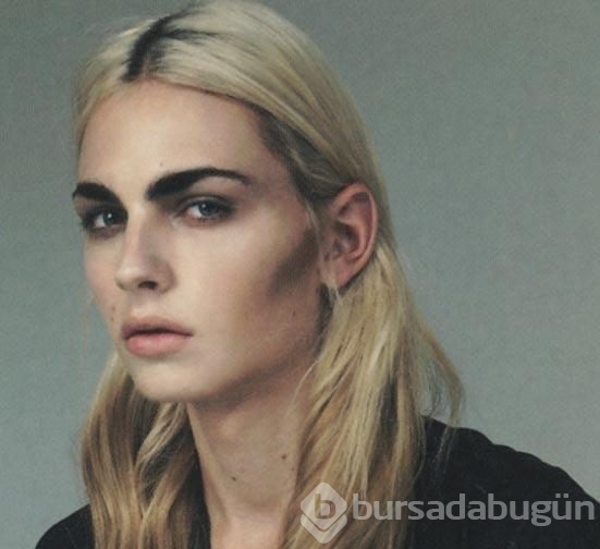Andreja Pejic denizde