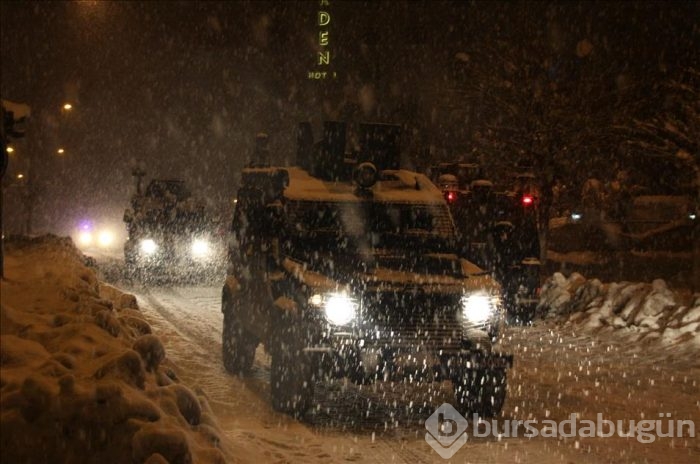 Siirtte yol kesmeye çalışan teröristlere operasyon