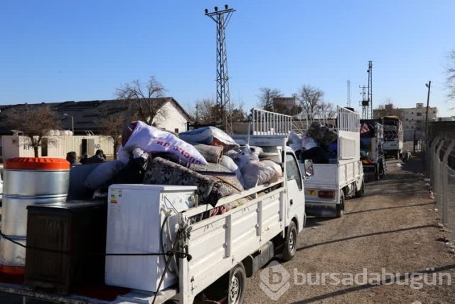 Suriyelilere Türk nakliyeciler de "omuz veriyor"
