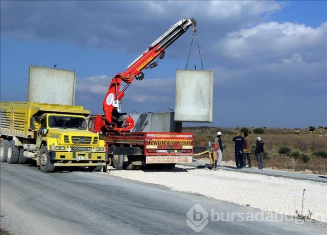 Suriye sınırına beton duvar
