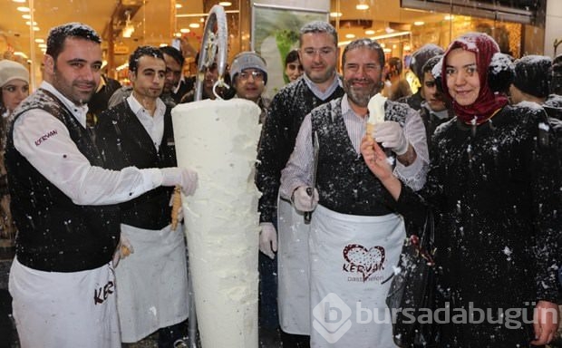 200 kilo dondurma 20 dakikada bitti!