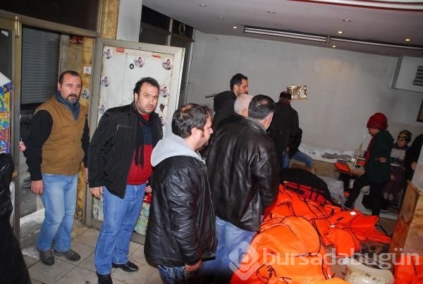 İzmir'de 'Öldüren can yeleği' operasyonu