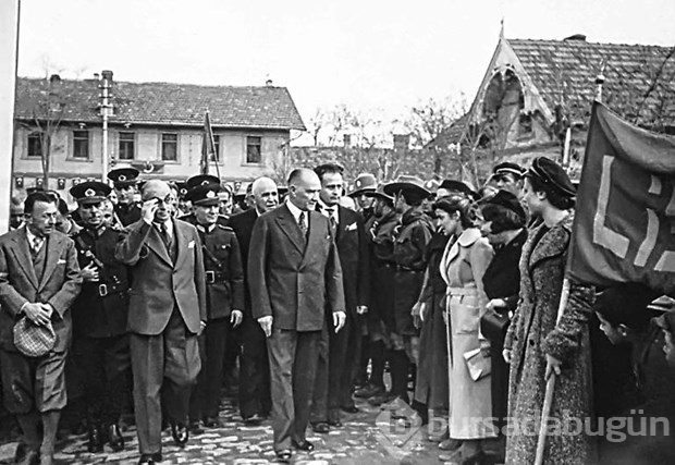 Atatürk'ün bu fotoğrafları ilk kez gün yüzüne çıktı