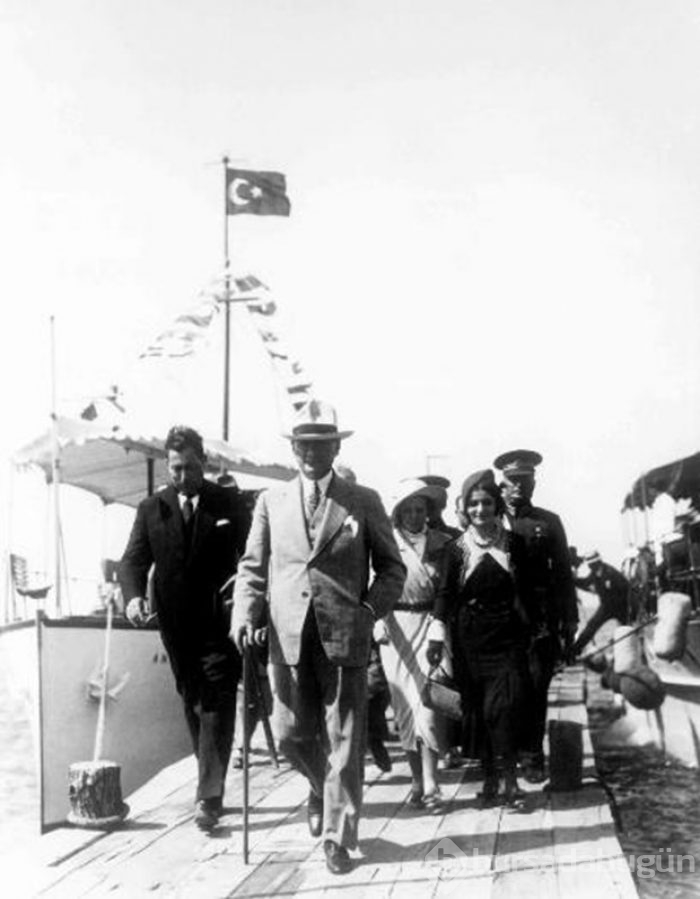 Atatürk'ün bu fotoğrafları ilk kez gün yüzüne çıktı