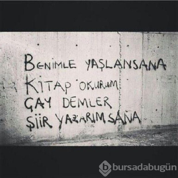 Duvara öyle bir yazı yazdı ki!