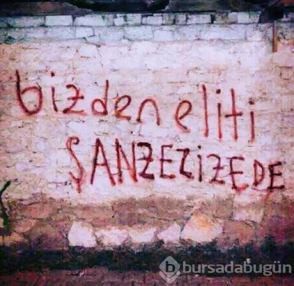 Duvara öyle bir yazı yazdı ki!