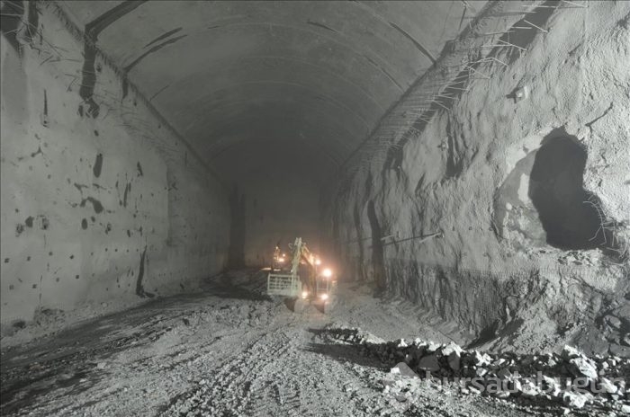 Yusufeli Barajı'nda inşaat çalışmaları devam ediyor