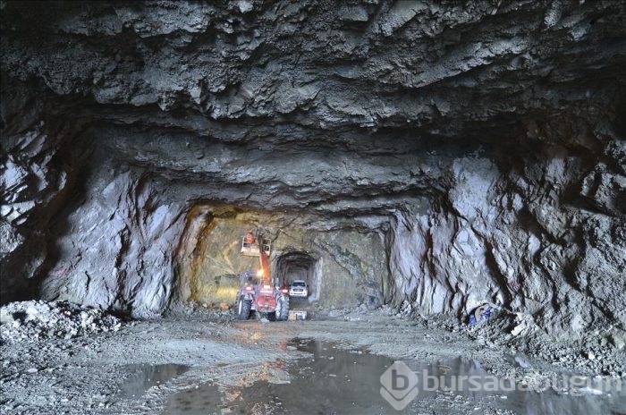 Yusufeli Barajı'nda inşaat çalışmaları devam ediyor
