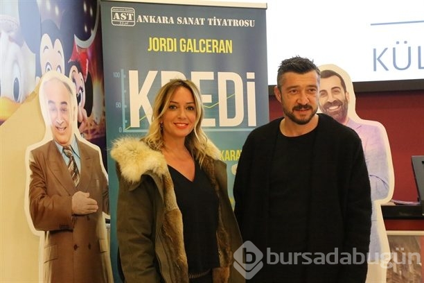 Ünlü isimleri bir araya getiren tiyatro oyunu!