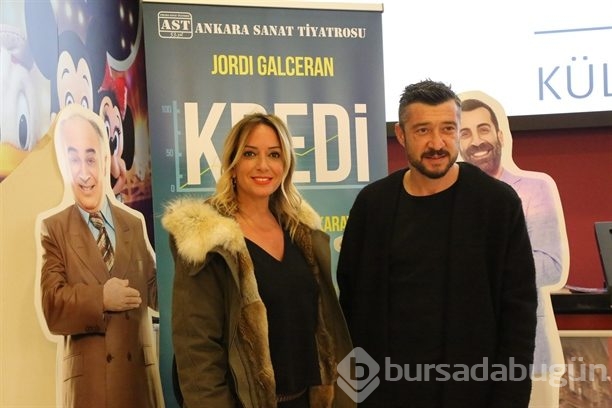 Ünlü isimleri bir araya getiren tiyatro oyunu!