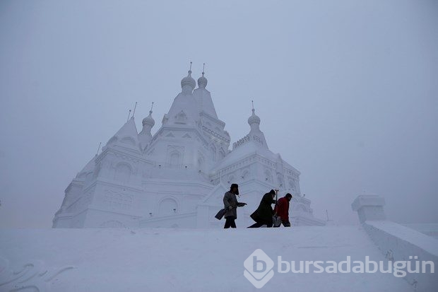 Harbin Buz Festivali ziyaretçileri büyülüyor