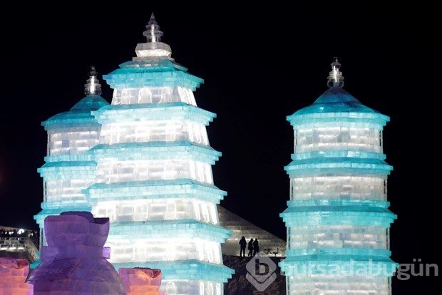 Harbin Buz Festivali ziyaretçileri büyülüyor