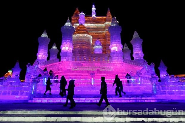 Harbin Buz Festivali ziyaretçileri büyülüyor