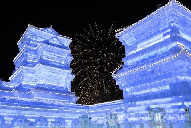Harbin Buz Festivali ziyaretçileri büyülüyor