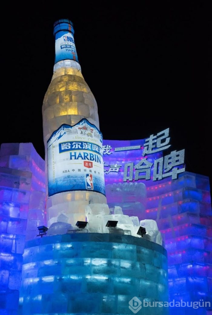 Harbin Buz Festivali ziyaretçileri büyülüyor