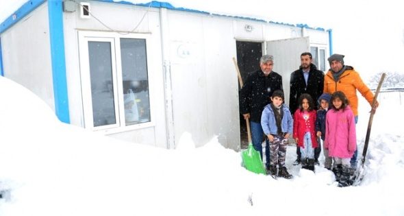 Ücretli öğretmenden büyük fedakarlık