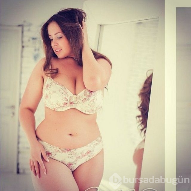 Victoria's Secret'ın balık etli güzeli