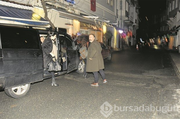 Cem Yılmaz ve sevgilisi!
