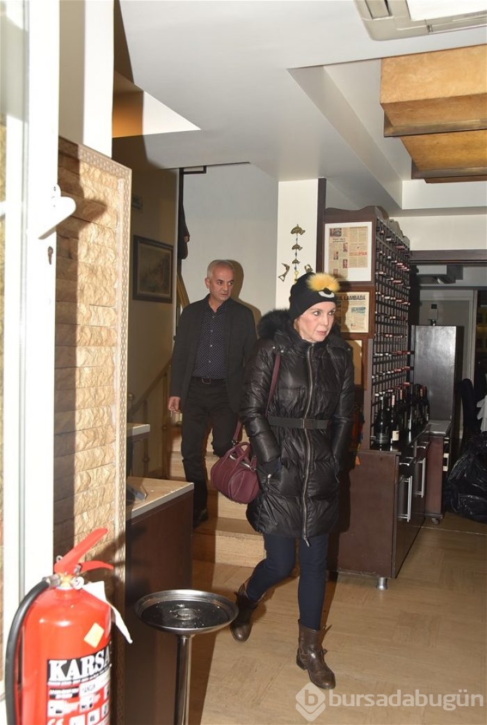 Cem Yılmaz ve sevgilisi!
