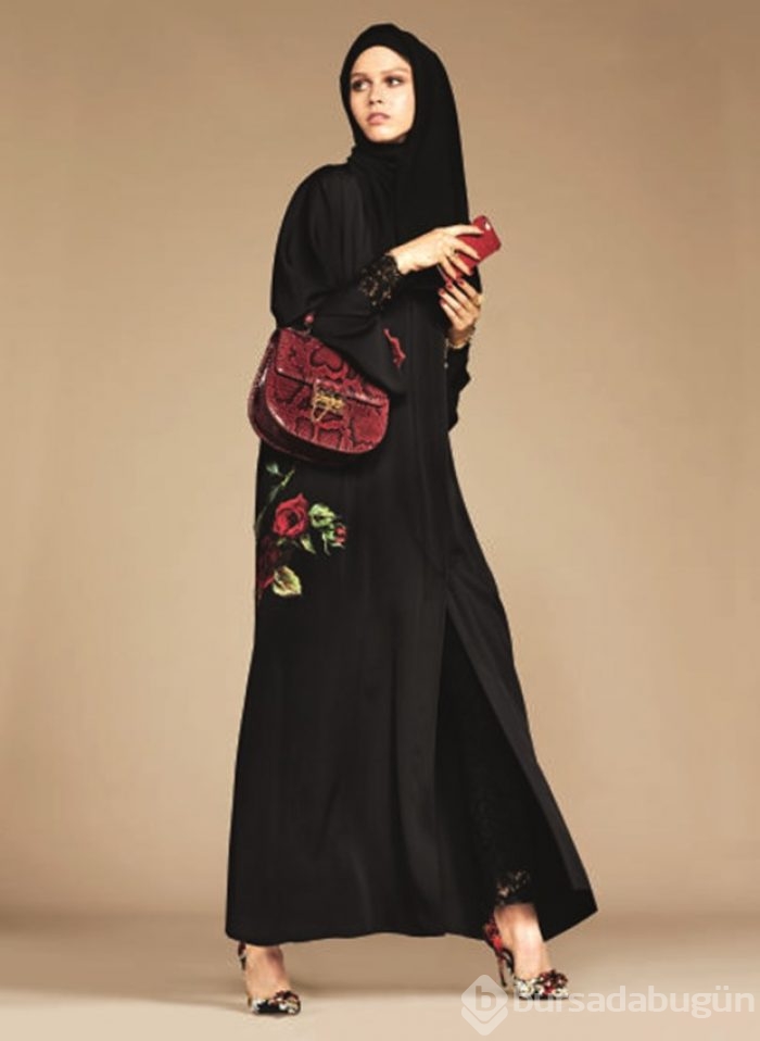 Dolce & Gabbana başörtüsü koleksiyonu çıkardı