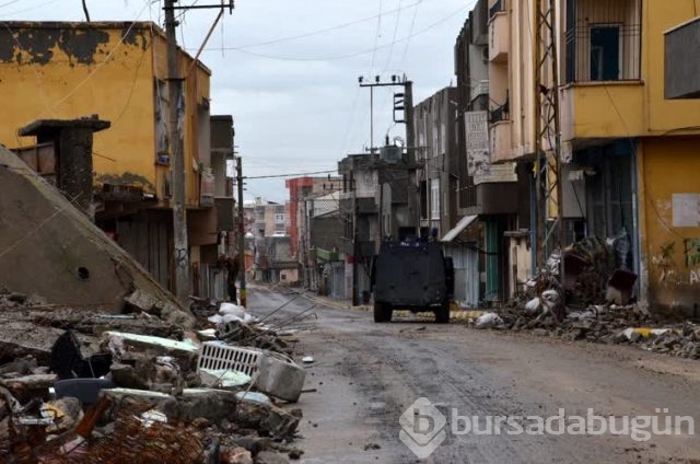 Güvenlik güçlerinden vatandaşlara gıda yardımı
