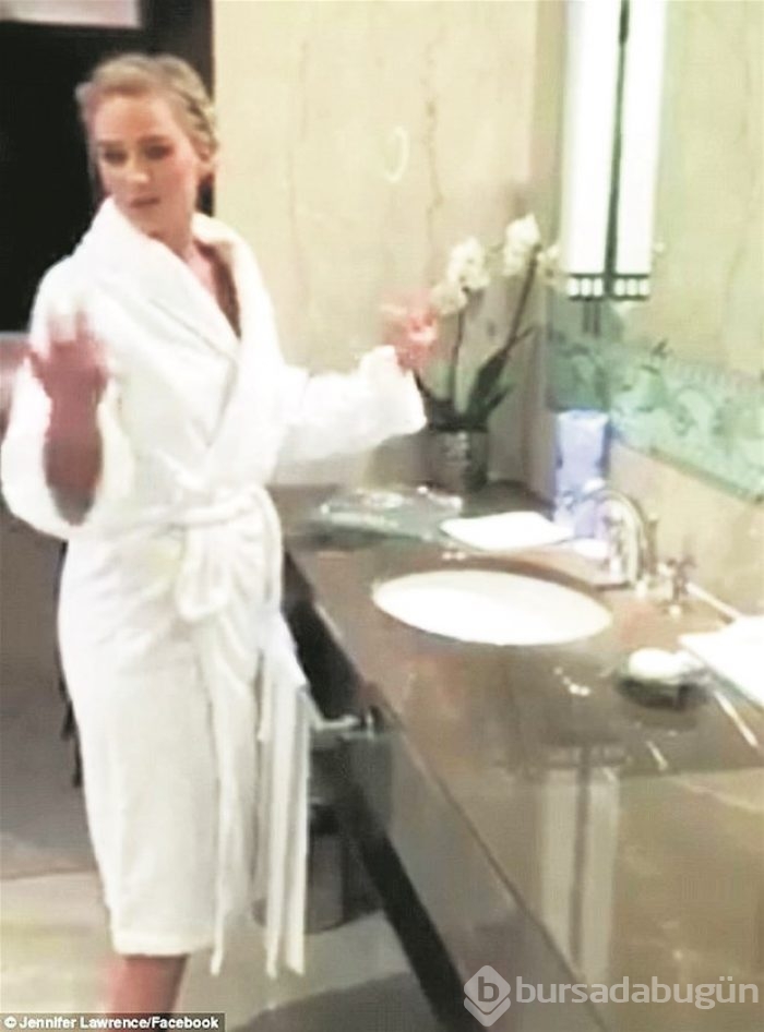 Jennifer'dan itiraf: 'Lezbiyen gibiyim'
