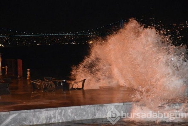 Lodos hayatı felç etti!
