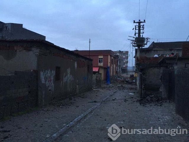 Cizre'de operasyonlardan çarpıcı kareler
