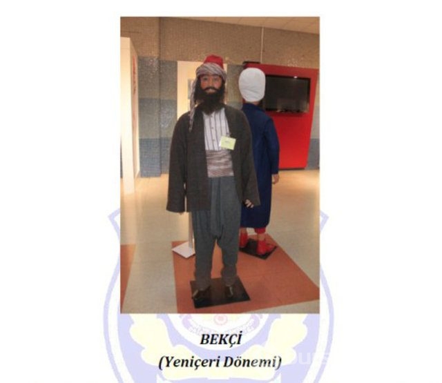Osmanlı'dan günümüze polis kıyafetleri	
