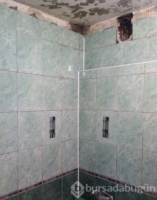 Annesi için banyoyu baştan yarattı!
