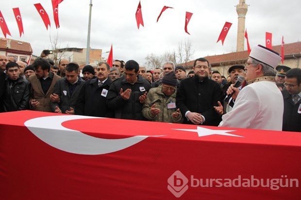Şırnak'ta şehit olan uzman çavuş toprağa verildi