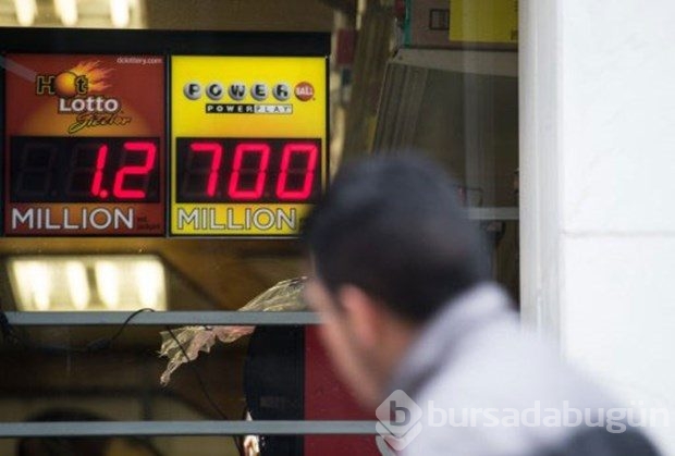 700 milyon dolarlık rekor loto ikramiyesi