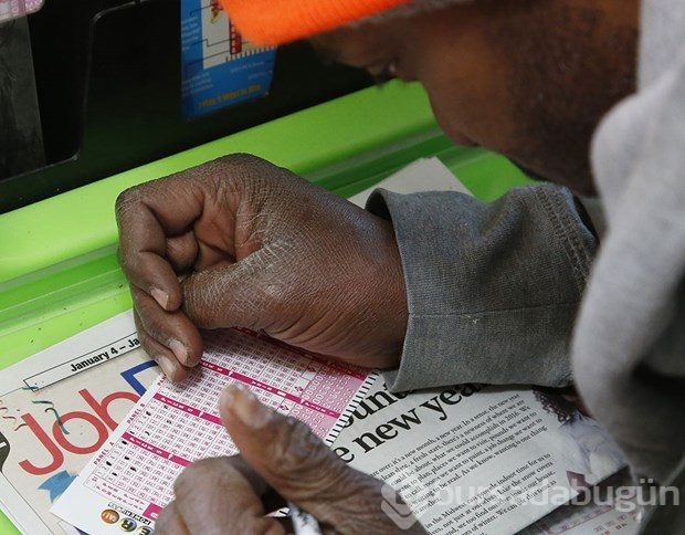 700 milyon dolarlık rekor loto ikramiyesi