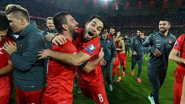Canlı yayında olay!