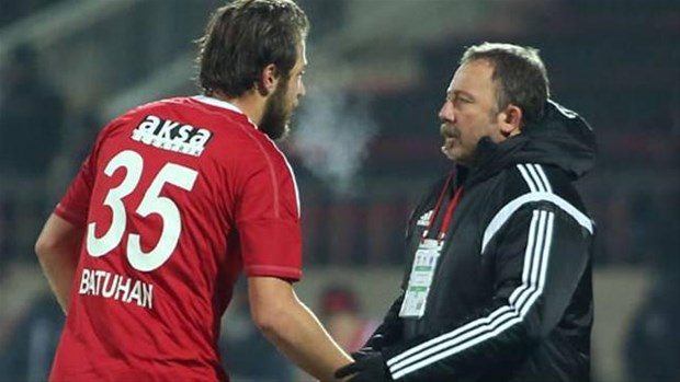 Canlı yayında olay!