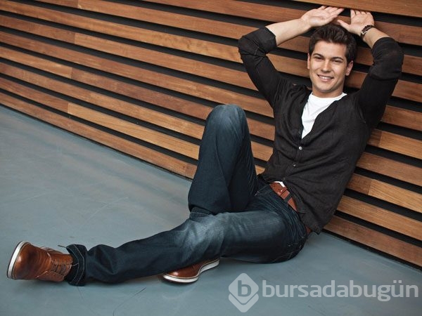 Çağatay Ulusoy'dan eski sevgililerine ağır gönderme