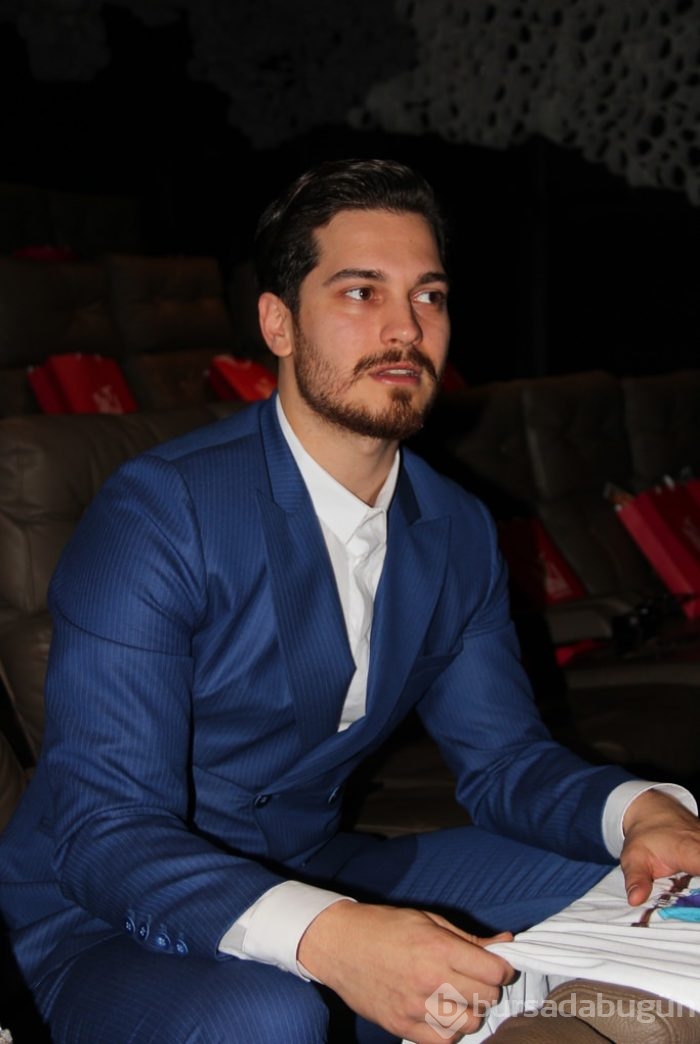 Çağatay Ulusoy'dan eski sevgililerine ağır gönderme