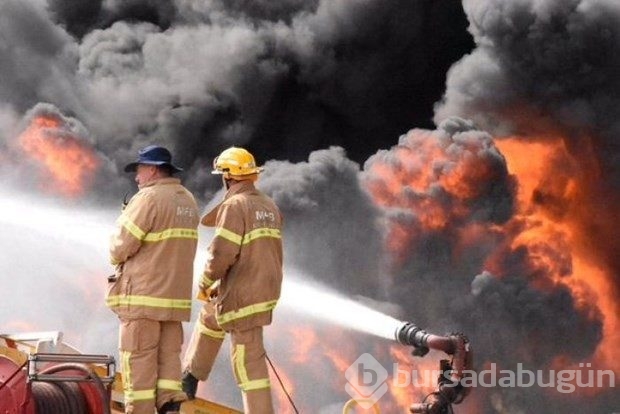 12 bin araba lastiği cayır cayır yandı