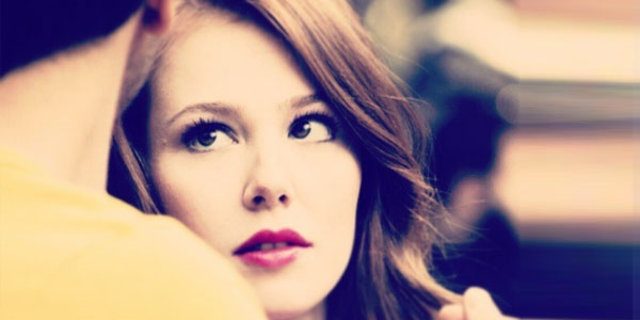 Elçin Sangu'ya kötü haber!