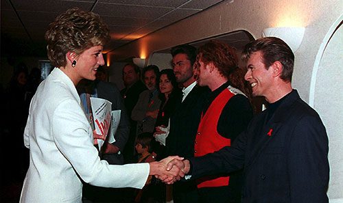 Fotoğraflarla David Bowie'nin hayatı