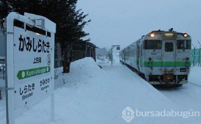 Koca tren sadece onun için geliyor!	