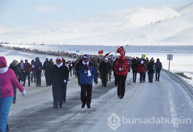 Şiddetli soğukta muharebe eğitimi