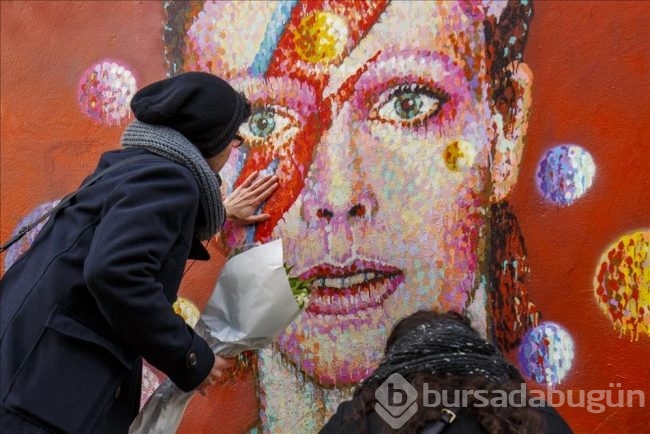 Bowie 69 yaşında kansere yenik düştü