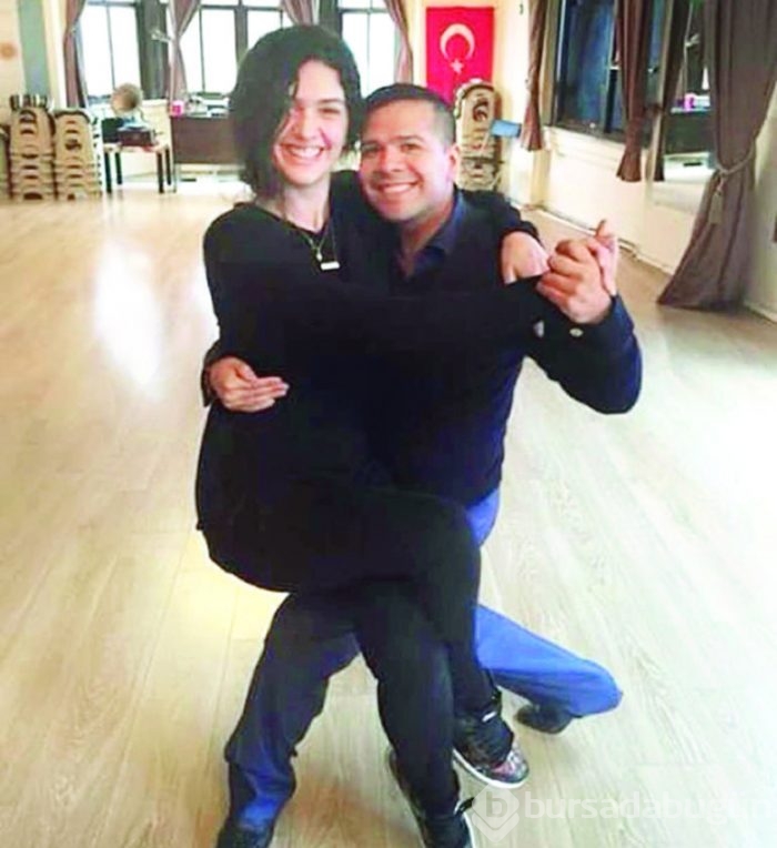 Tango eşliğinde evlilik yıldönümlerini kutlayacaklar
