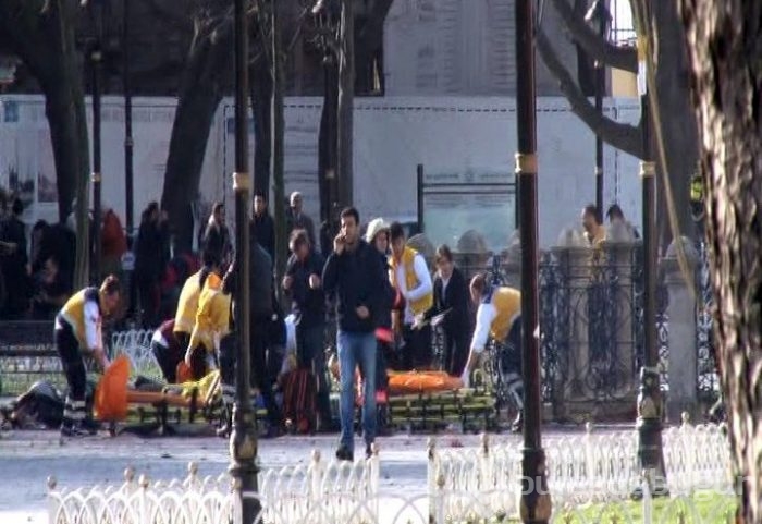İstanbul Sultanahmet'te patlama! (+18)